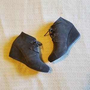 Toms Kala Wedge Bootie, Size 9